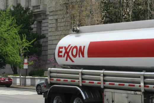 En tankbil från Exxon
