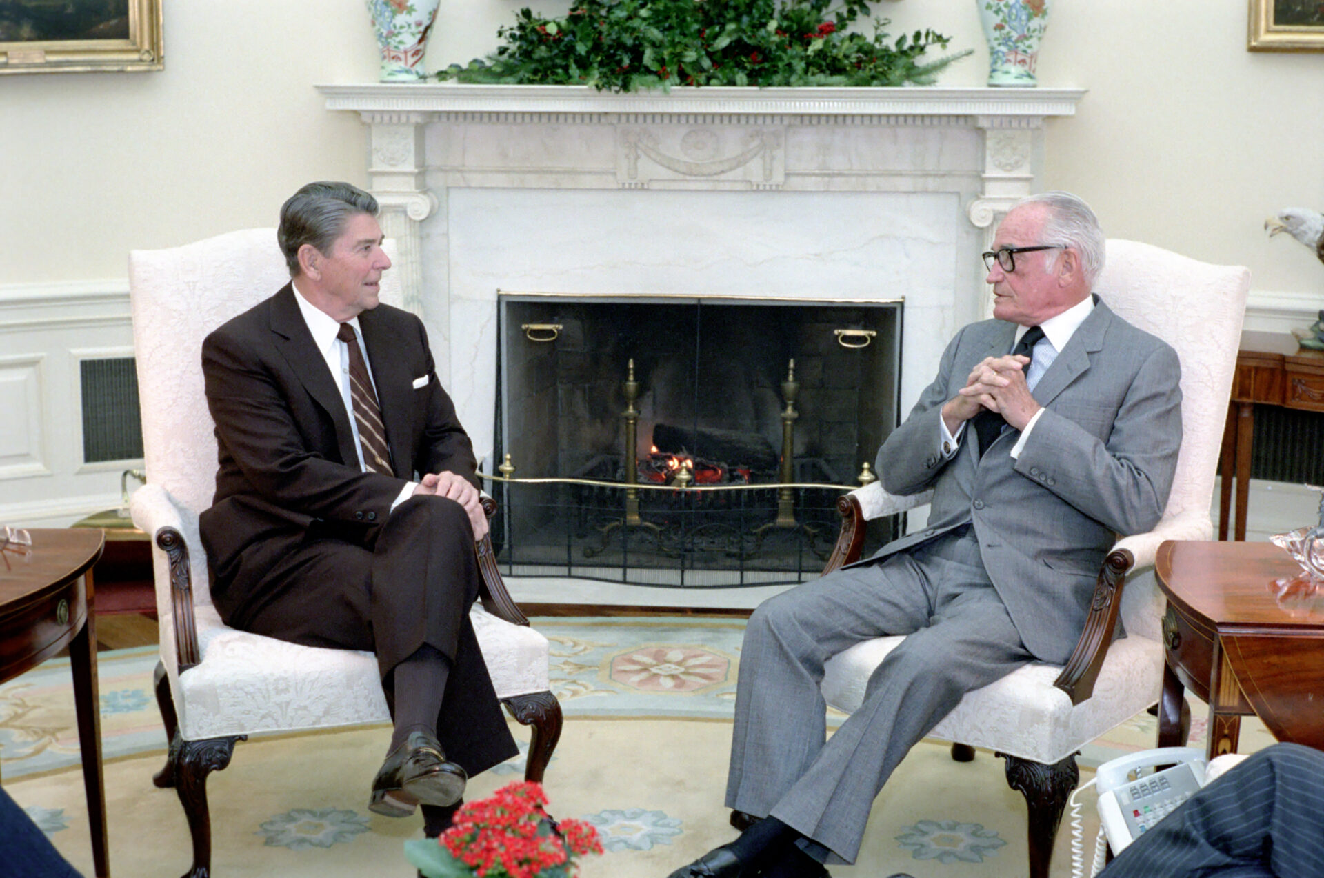 Ronald Reagan och Barry Goldwater i Vita huset